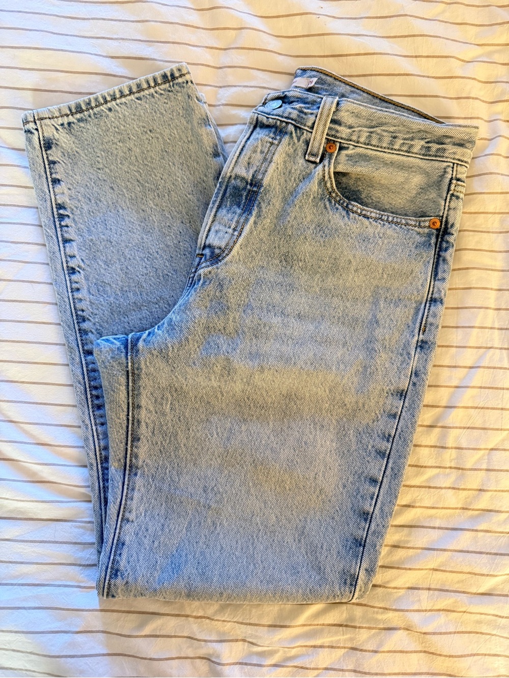 Levi’s wedgie straight Jean